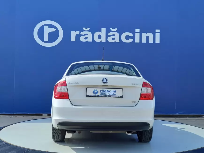 SKODA RAPID Hatchback 2013