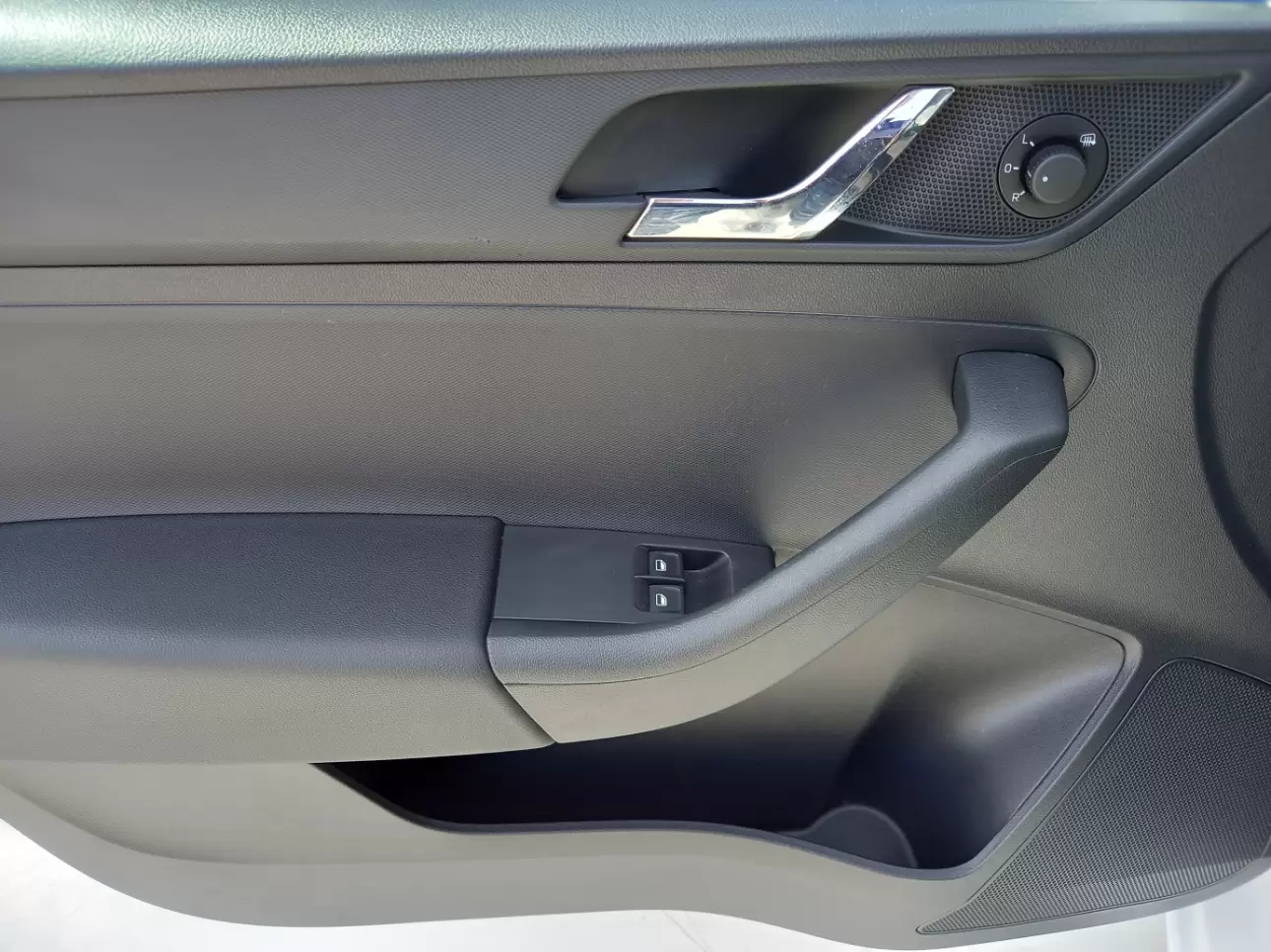 SKODA RAPID Hatchback 2013