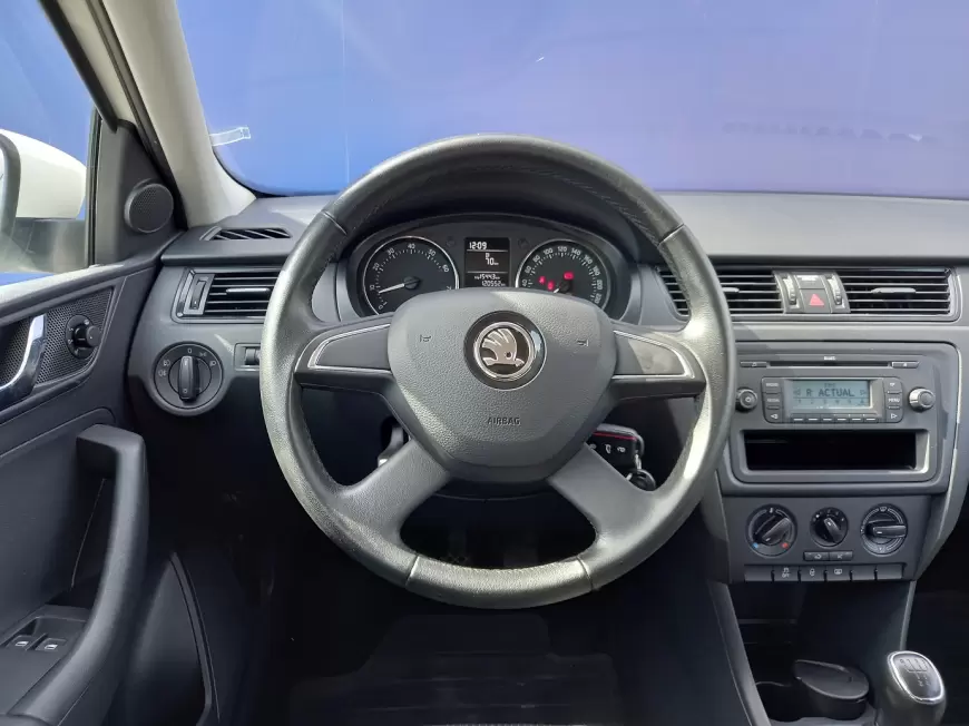 SKODA RAPID Hatchback 2013