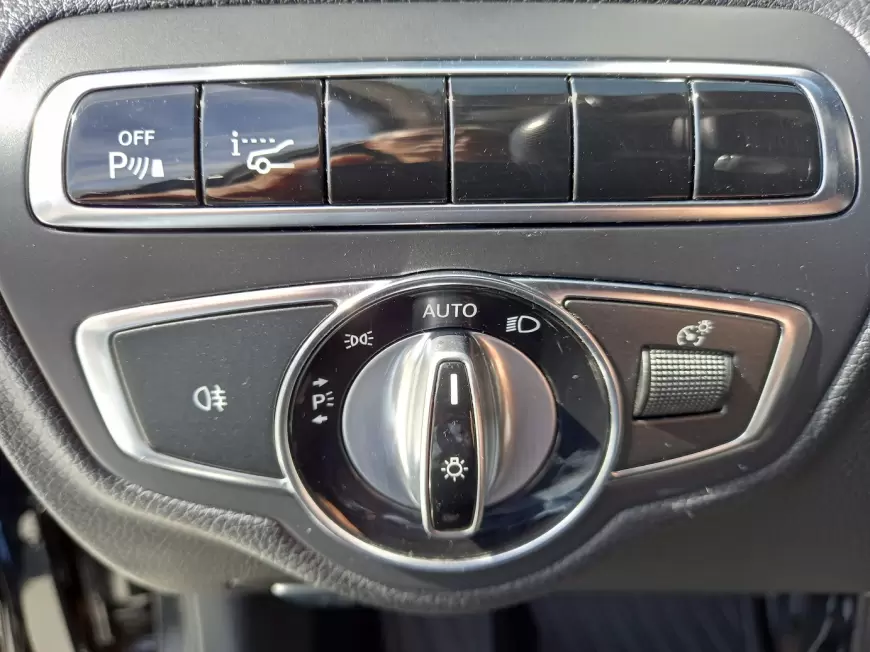MERCEDES C180 Sedan 2014