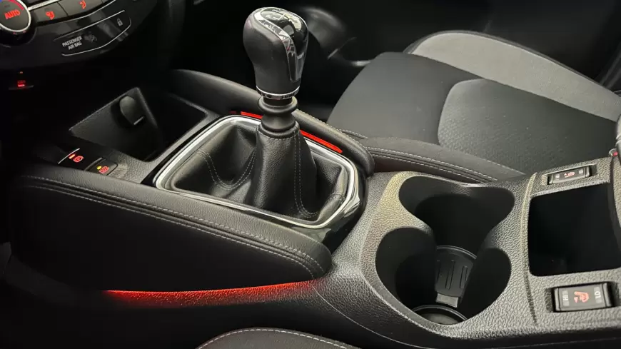 NISSAN QASHQAI SUV 2019