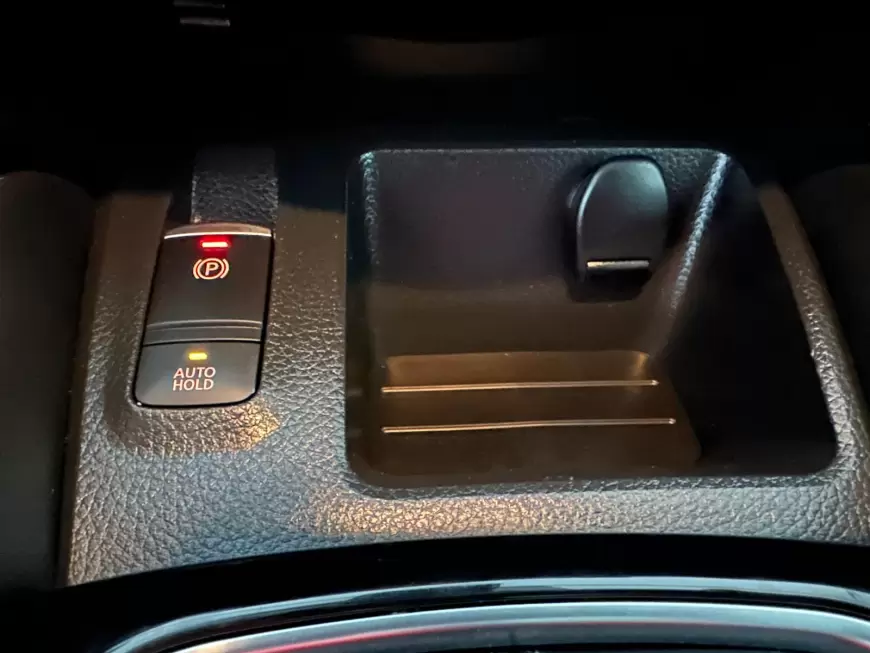 NISSAN QASHQAI SUV 2019