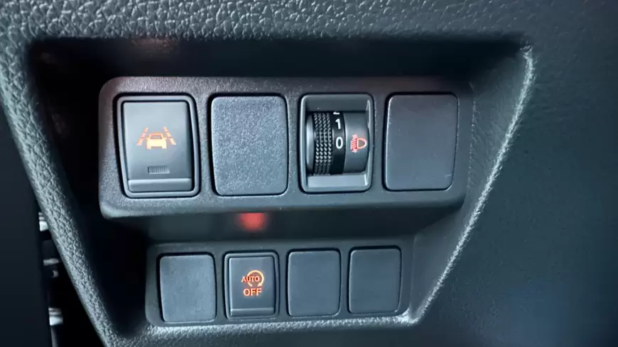 NISSAN QASHQAI SUV 2019