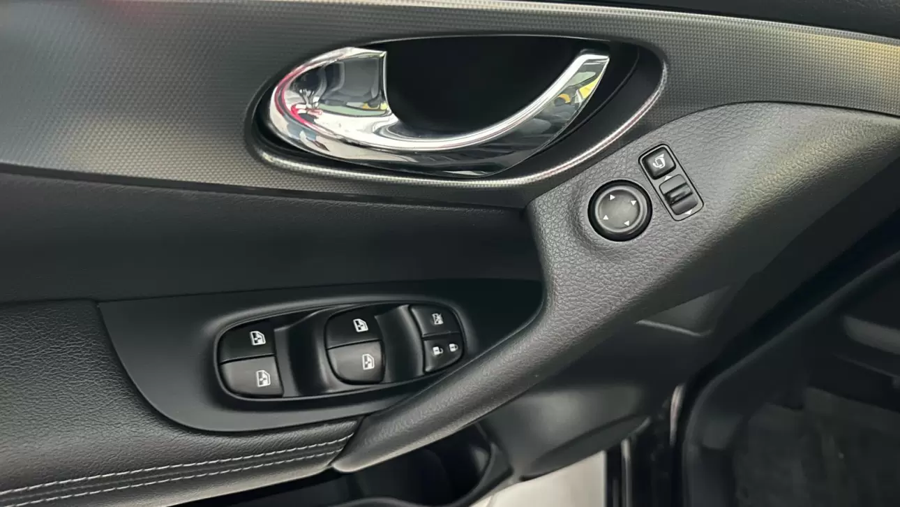 NISSAN QASHQAI SUV 2019