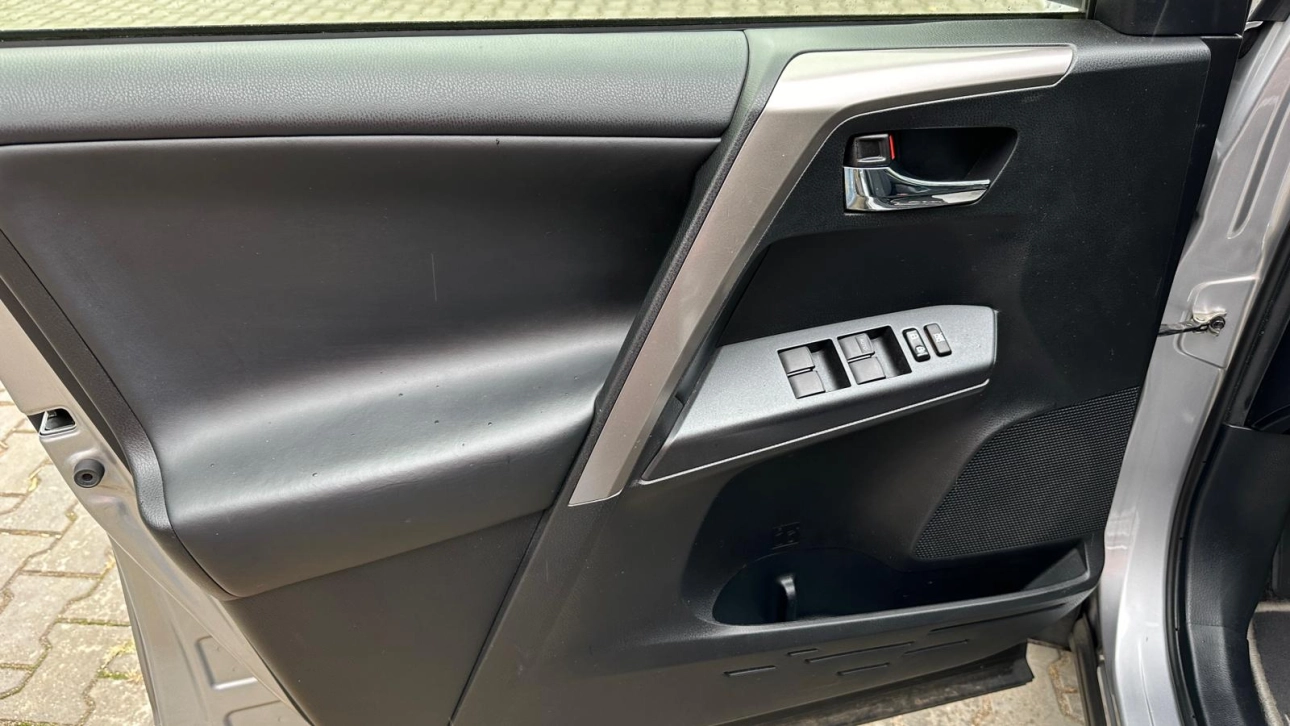 Toyota RAV4 HYBRID SUV 2018