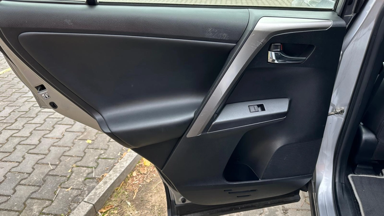 Toyota RAV4 HYBRID SUV 2018