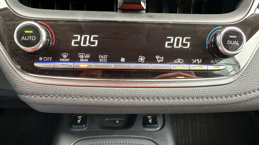 Toyota Corolla HYBRID Sedan 2019