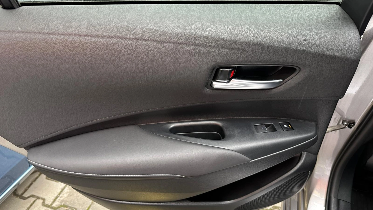 Toyota Corolla HYBRID Sedan 2019