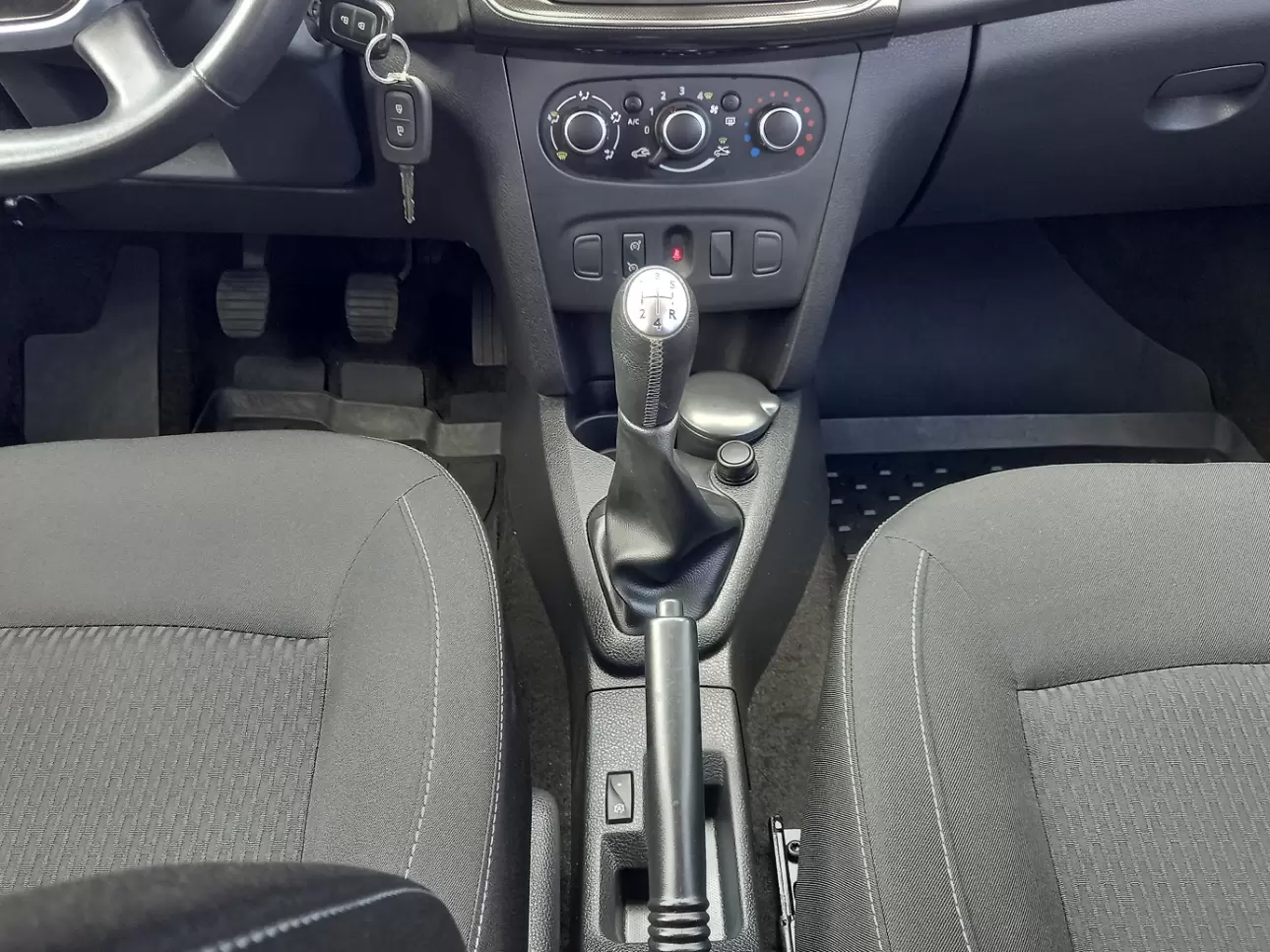DACIA LOGAN Sedan 2019