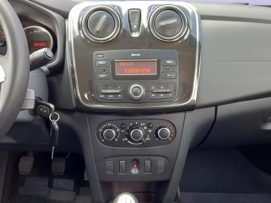 DACIA LOGAN Sedan 2018