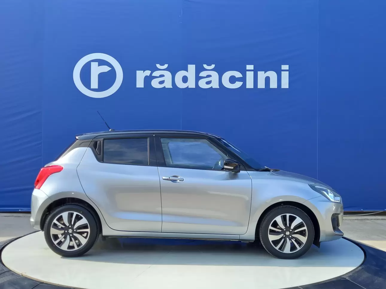 SUZUKI SWIFT Hatchback 2017