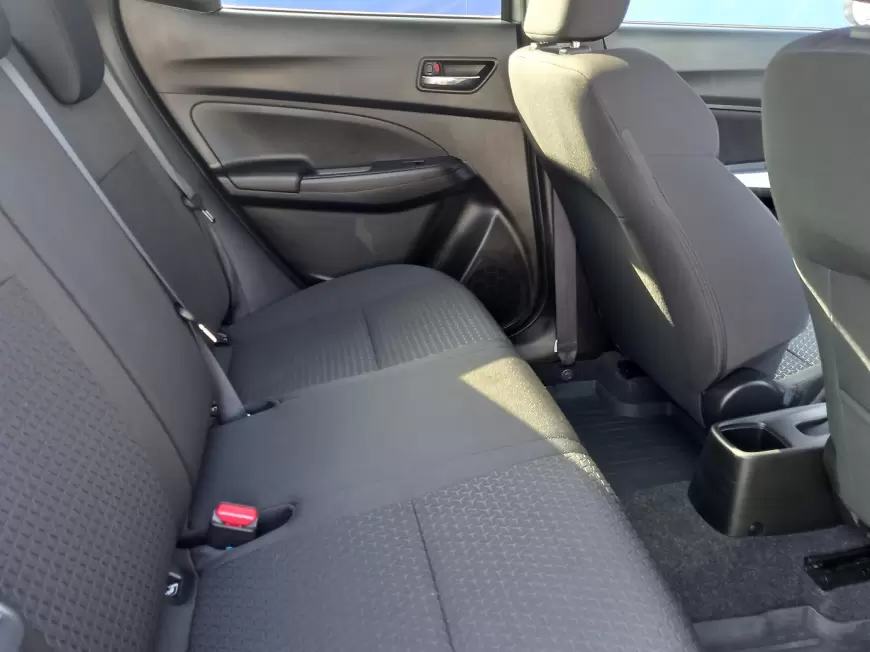 SUZUKI SWIFT Hatchback 2017