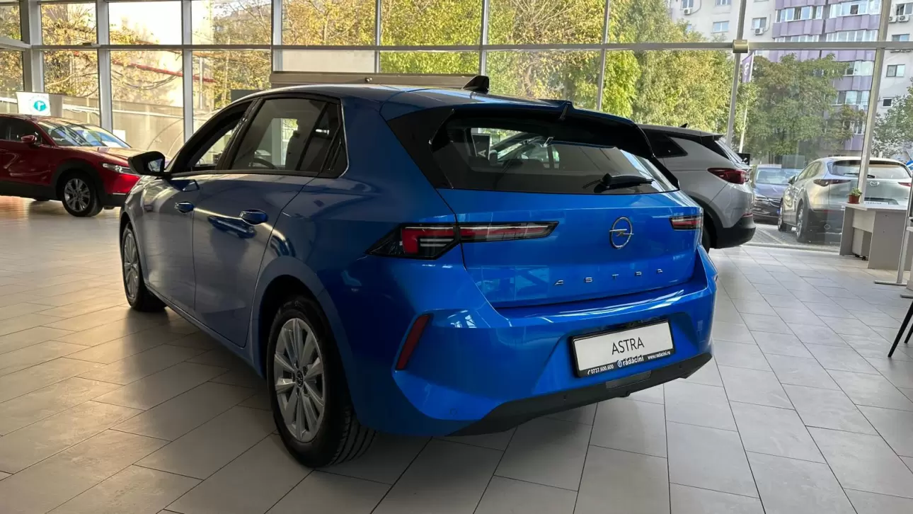 OPEL Astra L Hatchback 2022