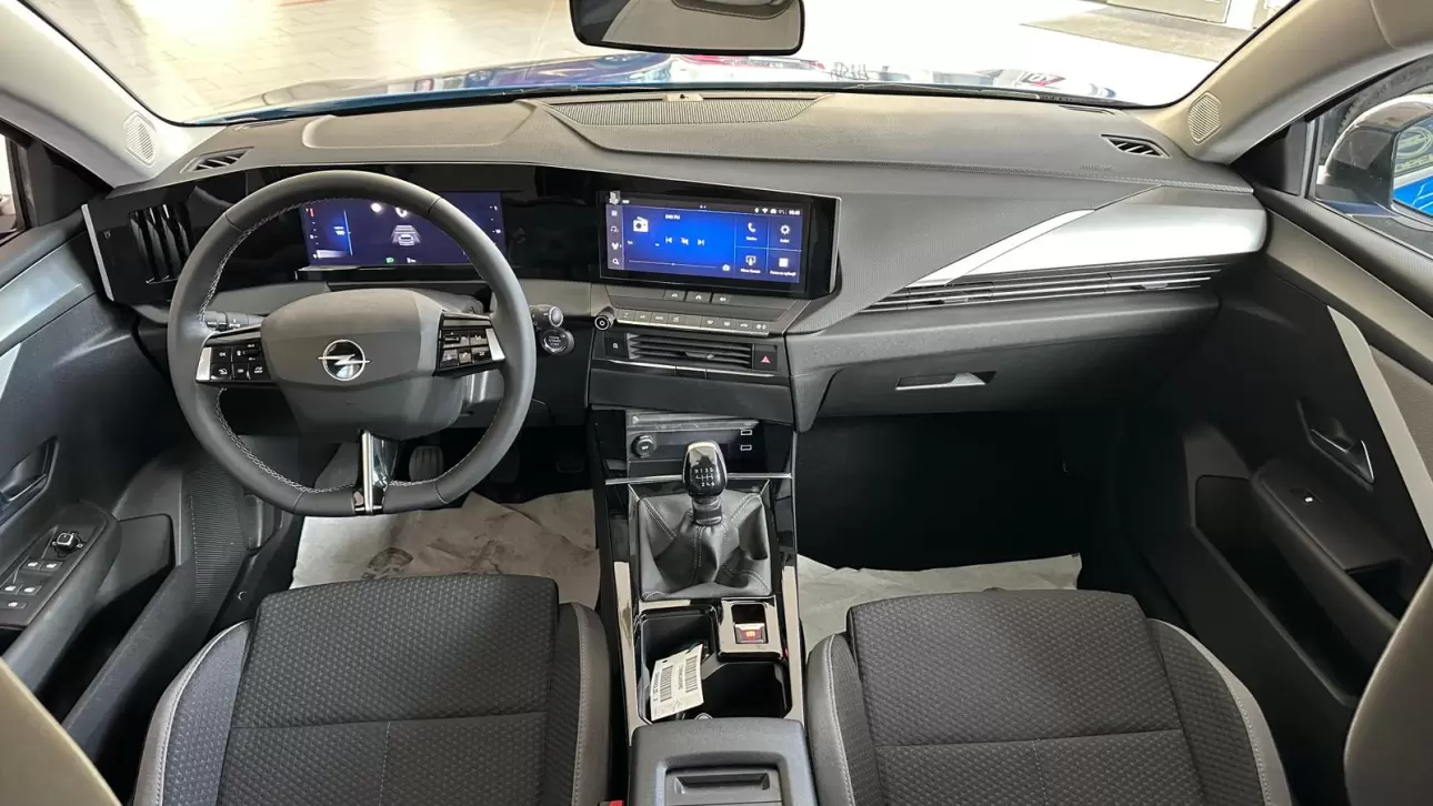 OPEL Astra L Hatchback 2022