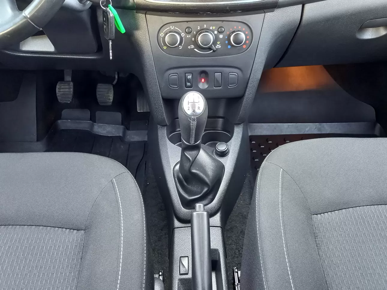 DACIA LOGAN Sedan 2019