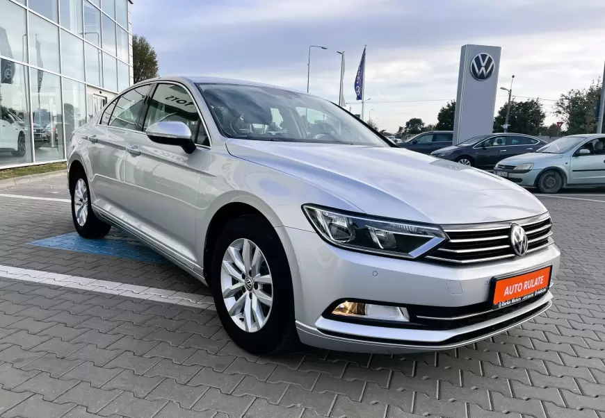 Volkswagen Passat Sedan 2018