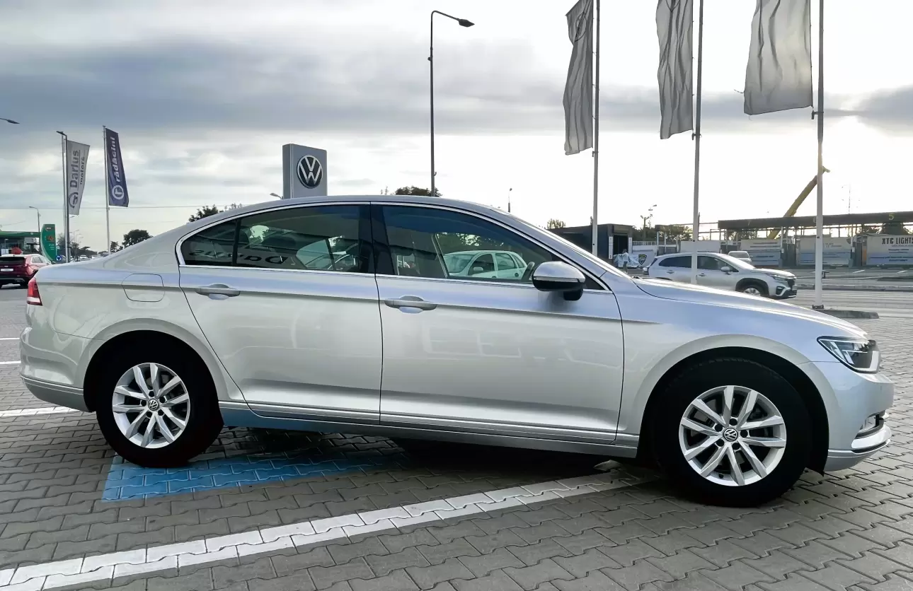 Volkswagen Passat Sedan 2018