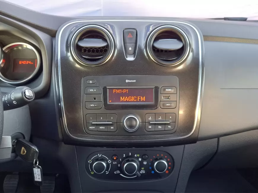 DACIA SANDERO Hatchback 2018