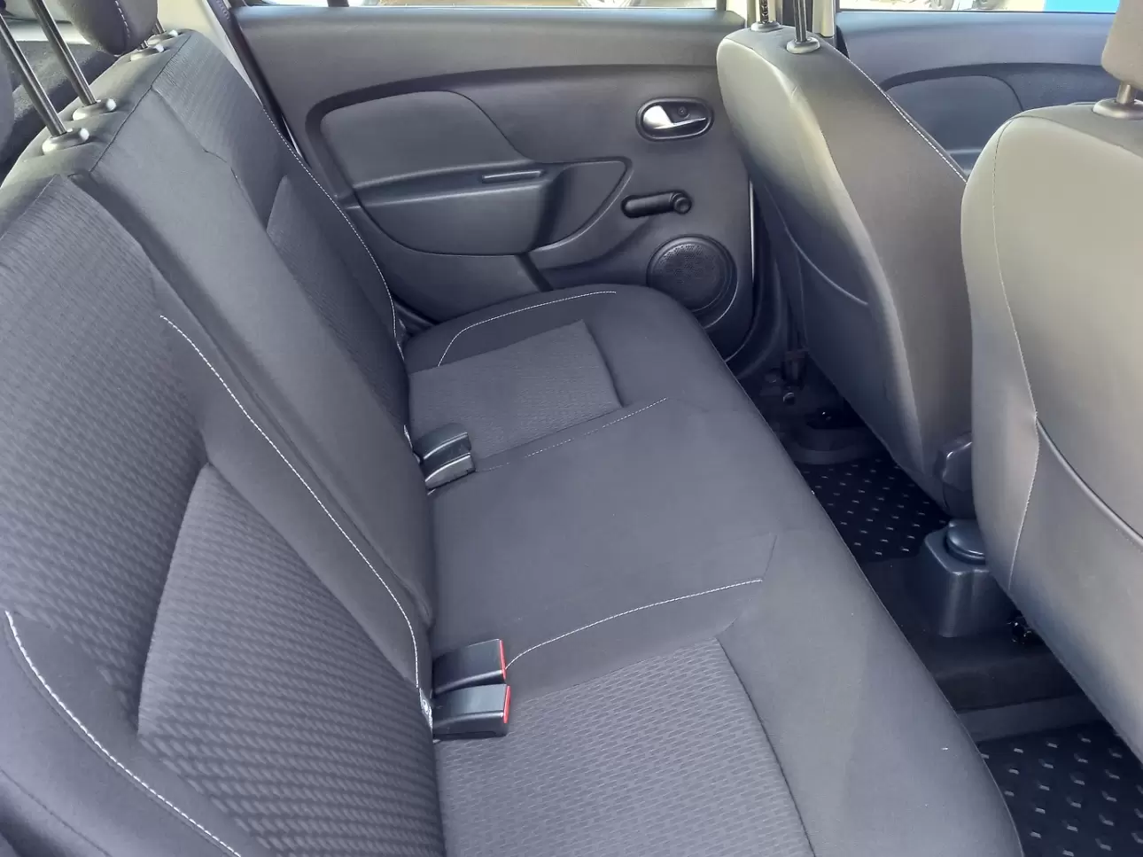 DACIA SANDERO Hatchback 2018