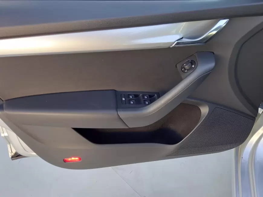 SKODA OCTAVIA Sedan 2016