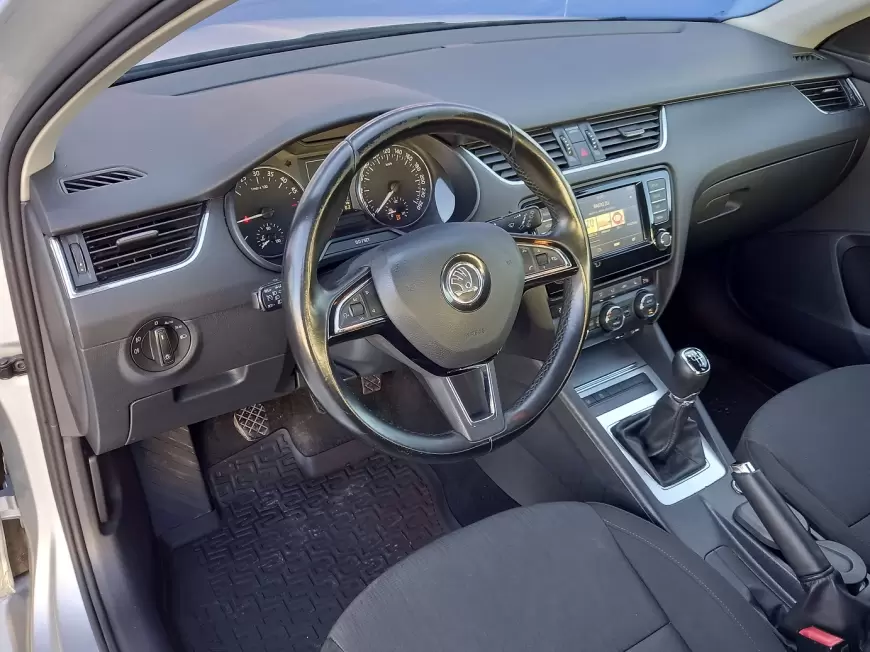 SKODA OCTAVIA Sedan 2016