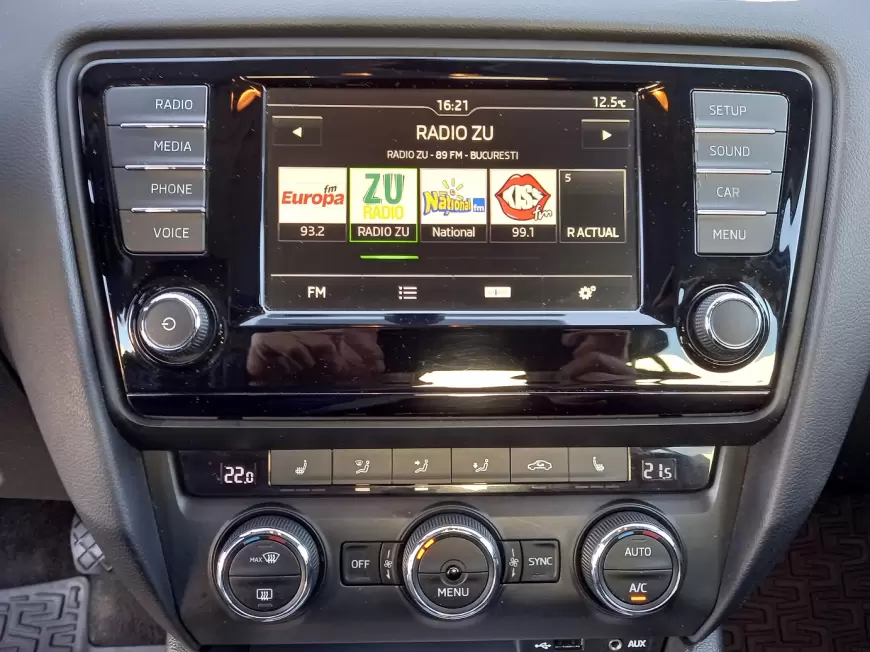SKODA OCTAVIA Sedan 2016
