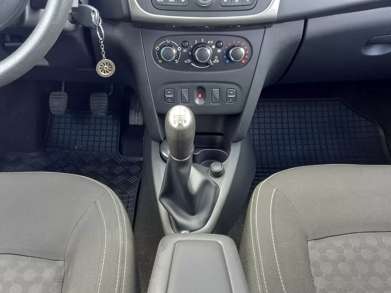 DACIA LOGAN MCV Break 2014
