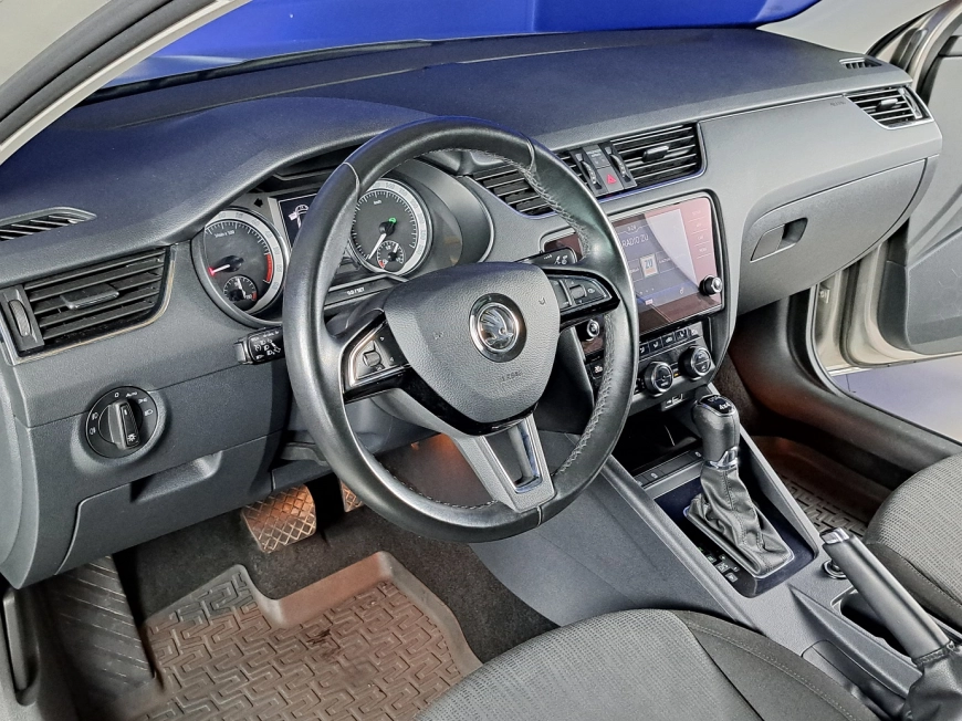 SKODA OCTAVIA Sedan 2018