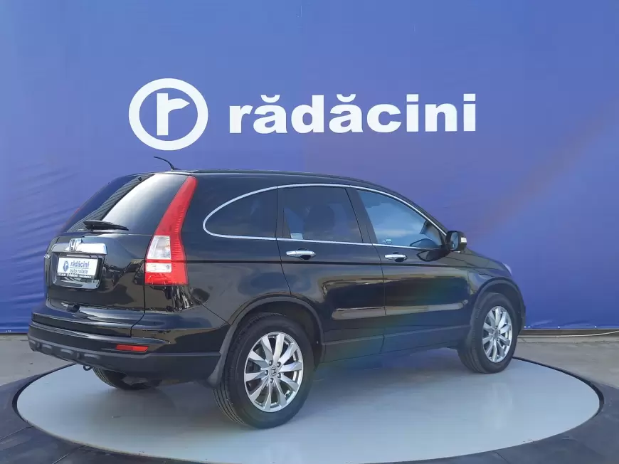 HONDA CR-V SUV 2011