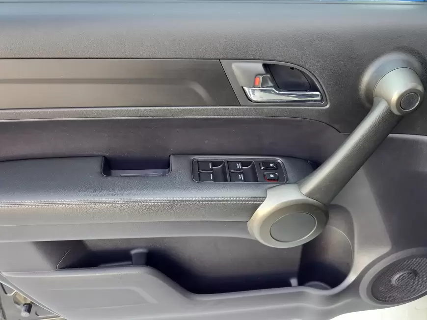 HONDA CR-V SUV 2011