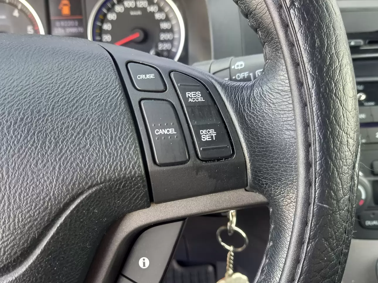 HONDA CR-V SUV 2011