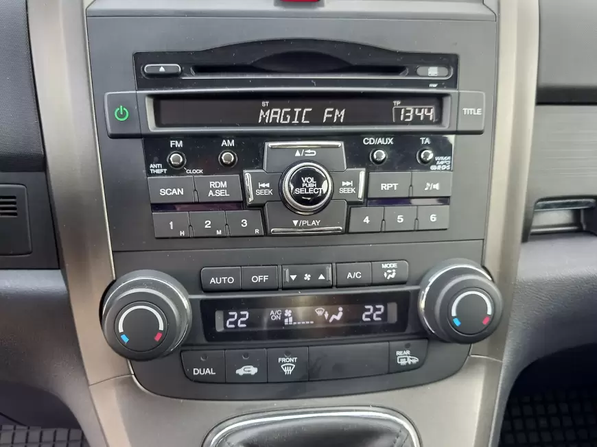 HONDA CR-V SUV 2011