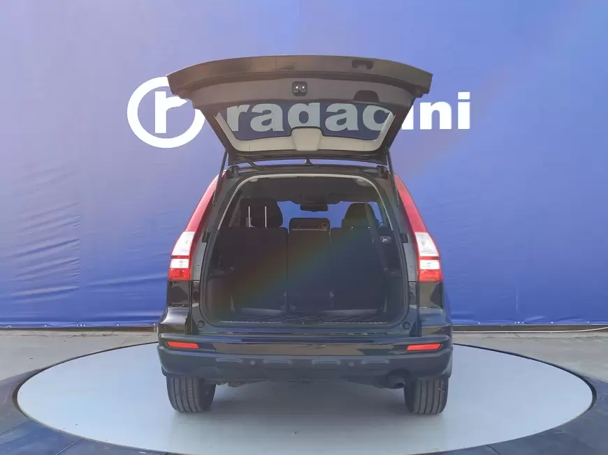 HONDA CR-V SUV 2011