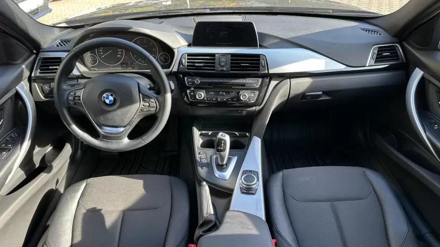 BMW SERIA 3 Sedan 2018