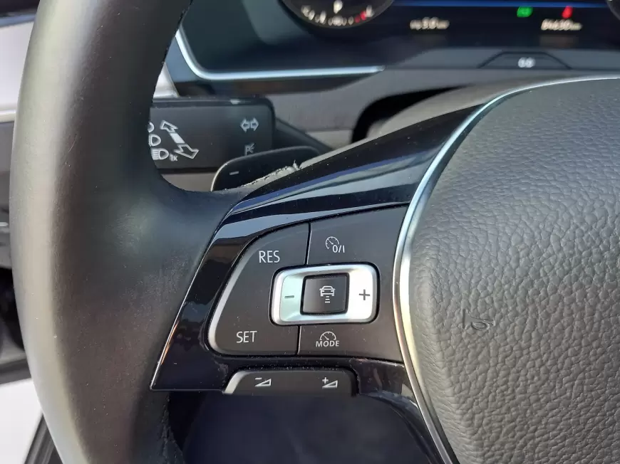 VOLKSWAGEN PASSAT Break 2017