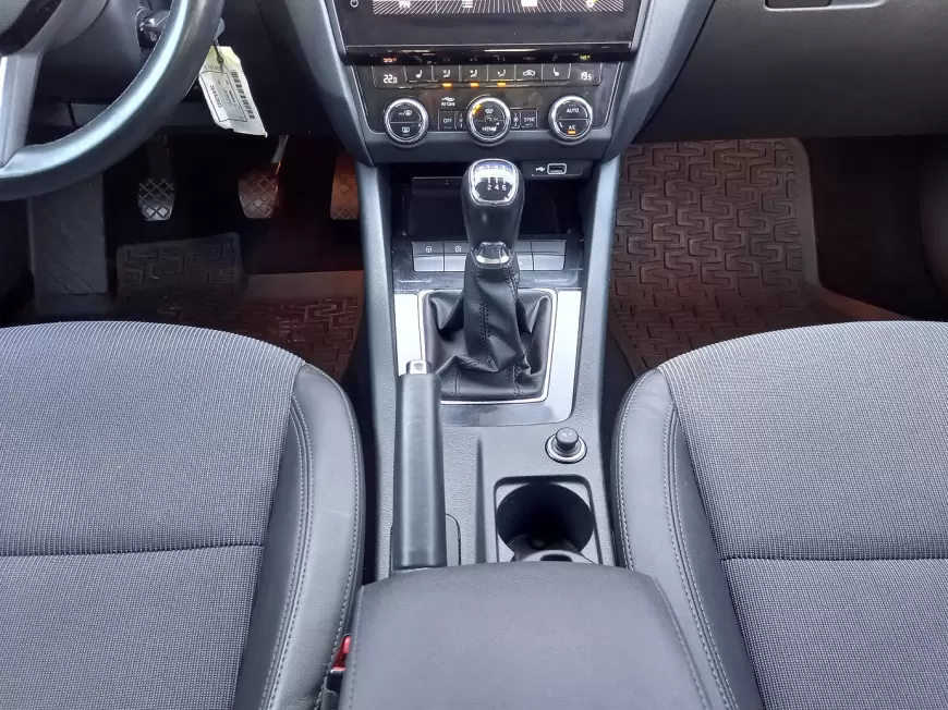 SKODA OCTAVIA Sedan 2018
