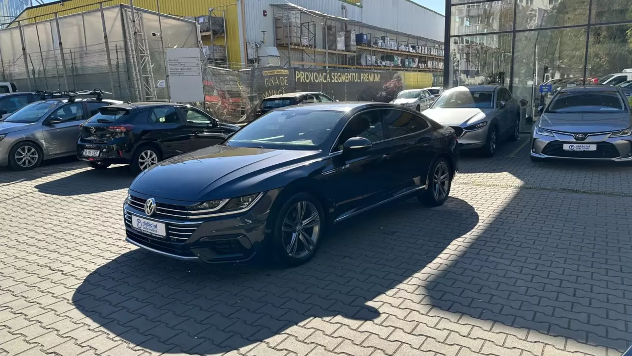 VOLKSWAGEN ARTEON R LINE Sedan 2019