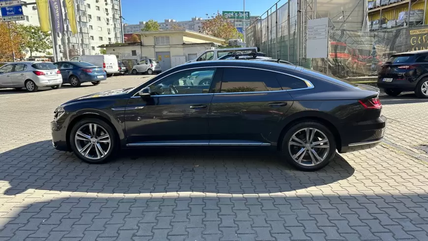 VOLKSWAGEN ARTEON R LINE Sedan 2019