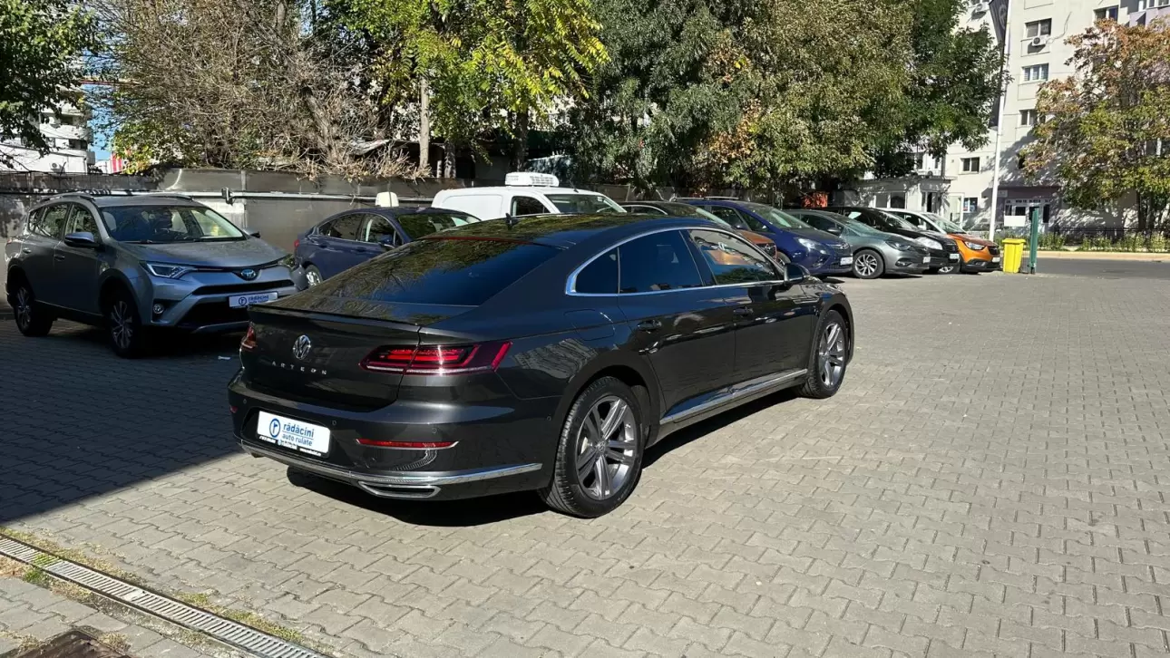 VOLKSWAGEN ARTEON R LINE Sedan 2019