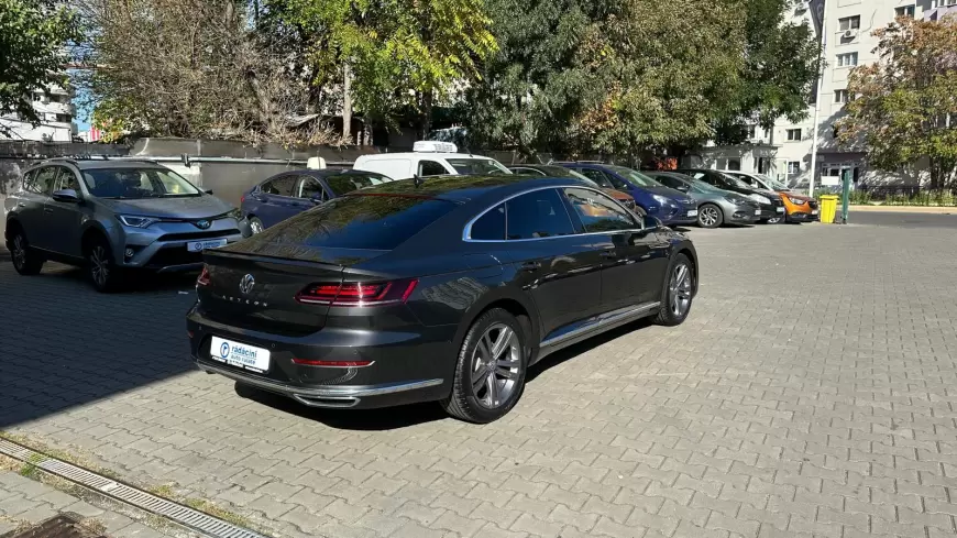 VOLKSWAGEN ARTEON R LINE Sedan 2019