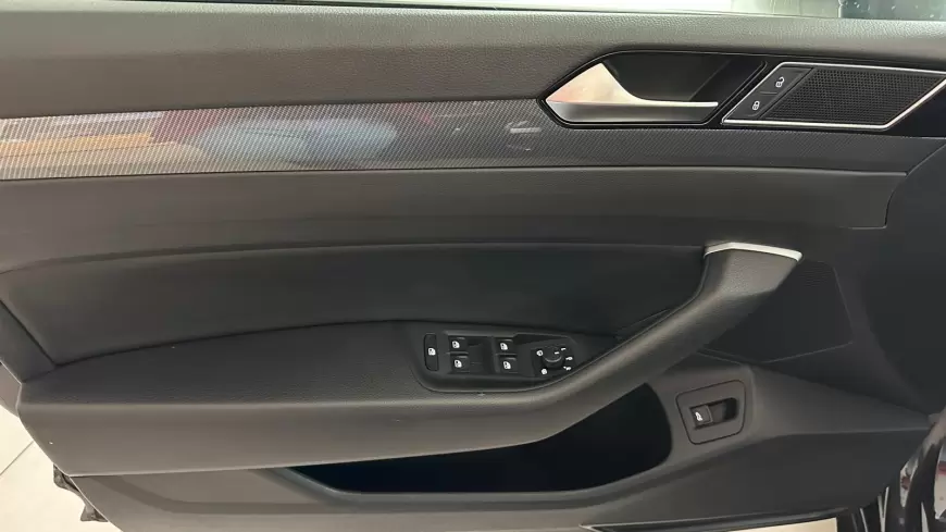VOLKSWAGEN ARTEON R LINE Sedan 2019
