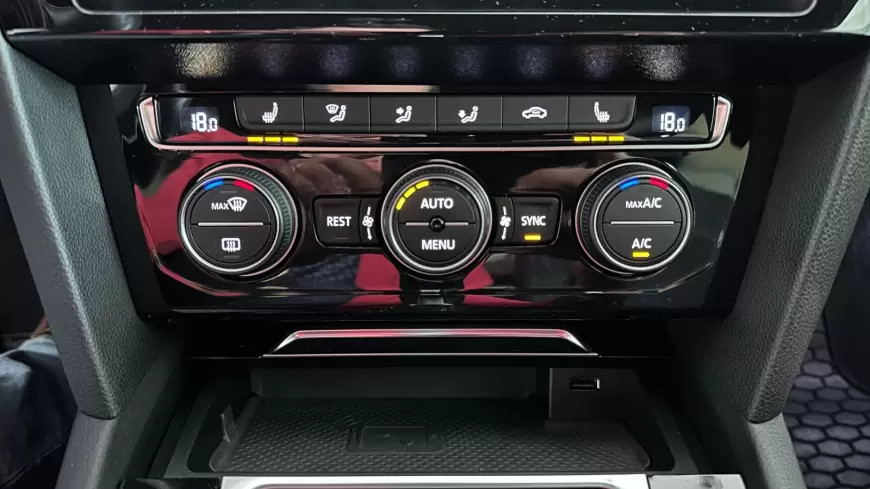 VOLKSWAGEN ARTEON R LINE Sedan 2019