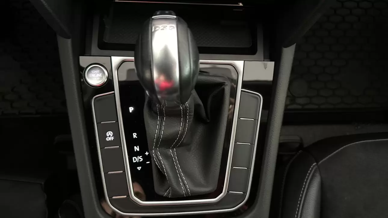 VOLKSWAGEN ARTEON R LINE Sedan 2019