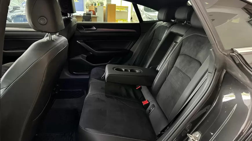 VOLKSWAGEN ARTEON R LINE Sedan 2019