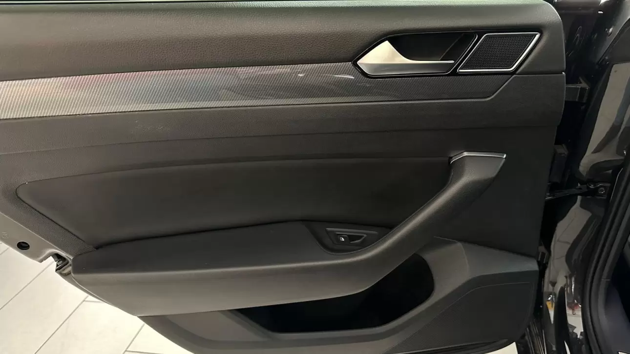 VOLKSWAGEN ARTEON R LINE Sedan 2019