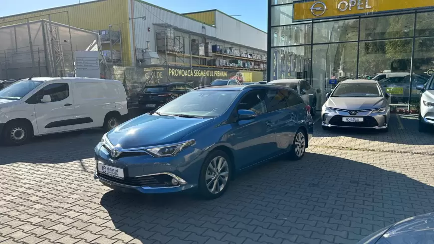 TOYOTA AURIS HYBRID Break 2018