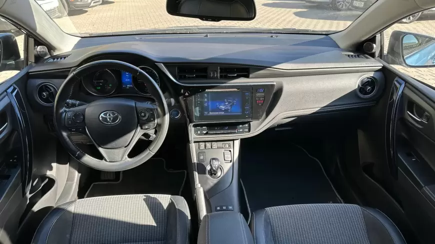 TOYOTA AURIS HYBRID Break 2018