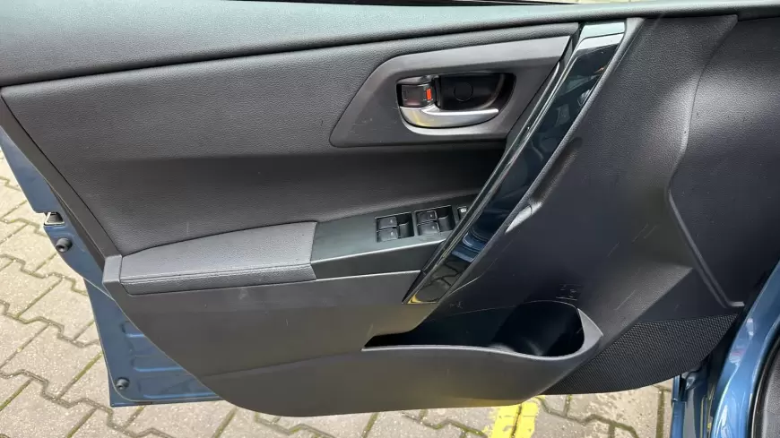 TOYOTA AURIS HYBRID Break 2018