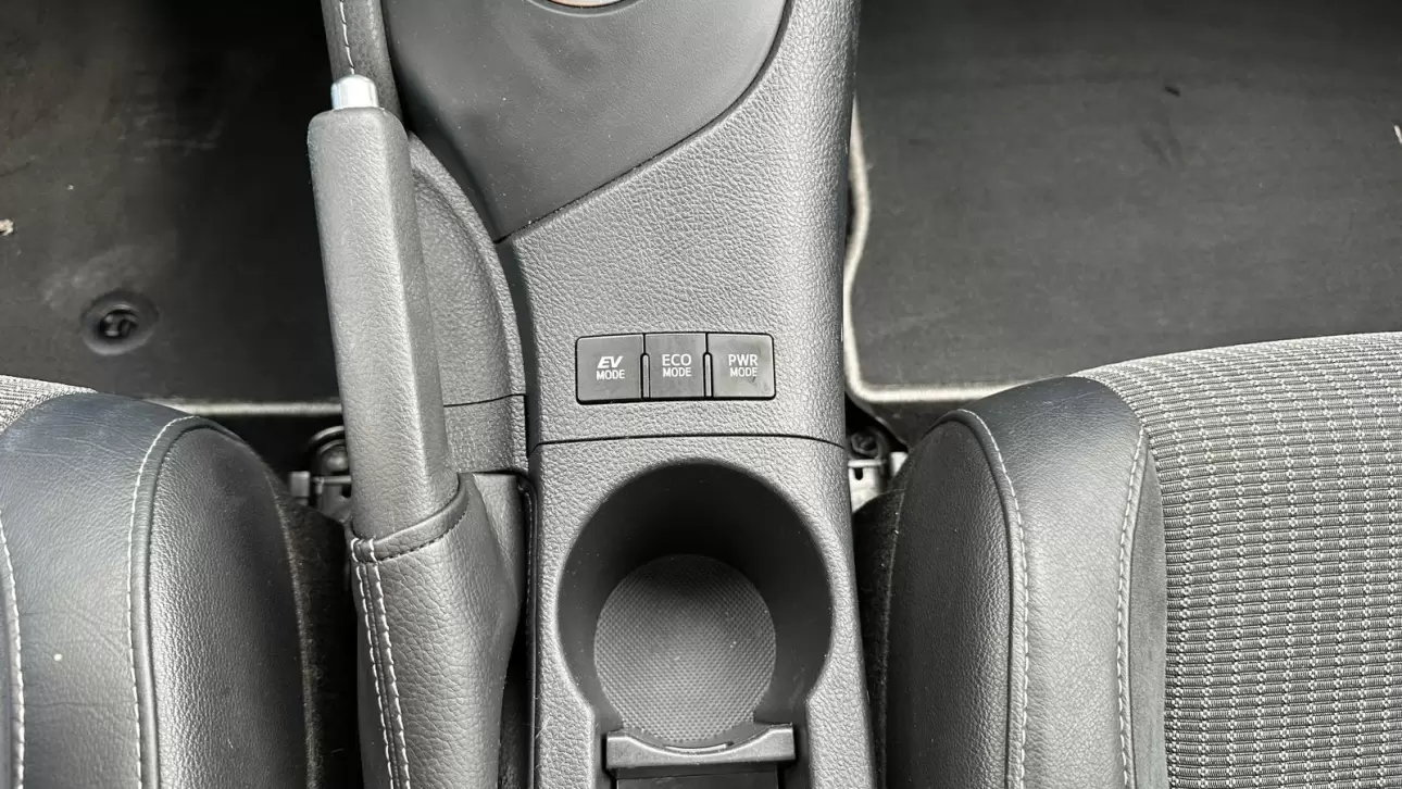 TOYOTA AURIS HYBRID Break 2018