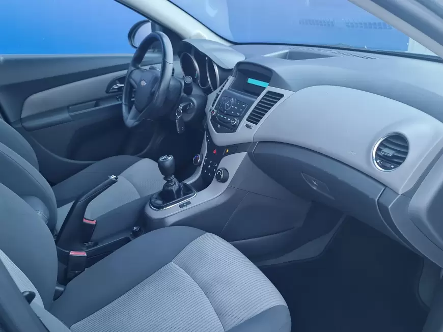 CHEVROLET CRUZE Sedan 2010